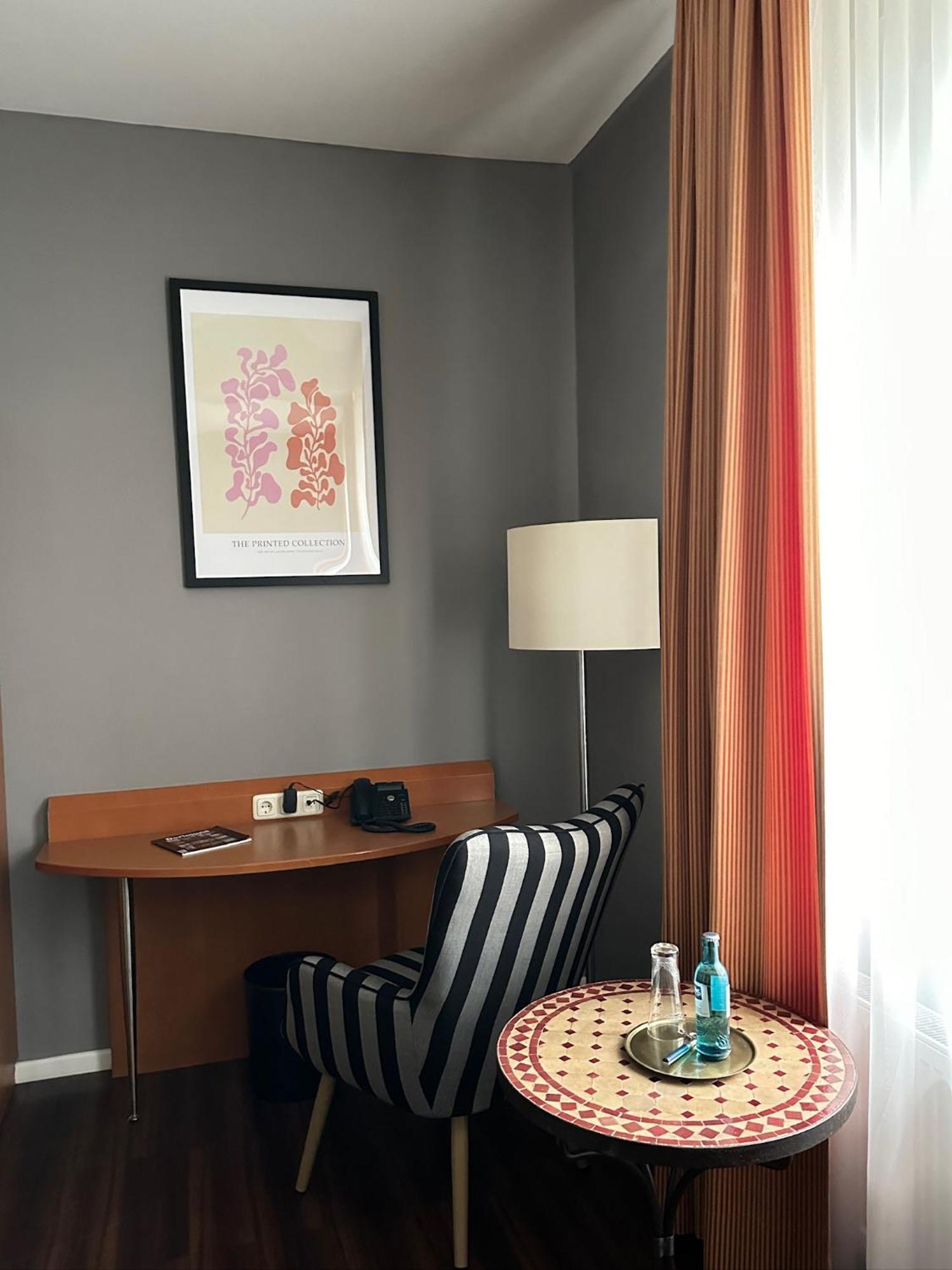 Hotel Ambiente Dortmund Exteriör bild